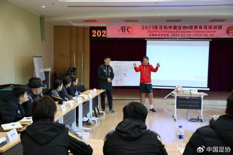  技術(shù)為王，中國足球踏上尋找靈魂之路