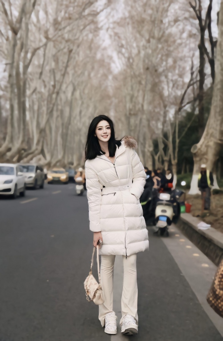  煙雨下江南！卓識游南京：卿言一句梧桐美 吾種梧桐滿京城