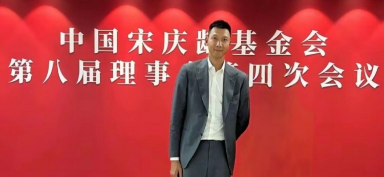  時(shí)隔5個(gè)月首次公開(kāi)露面！大河報(bào)：易建聯(lián)關(guān)聯(lián)公司成被執(zhí)行人