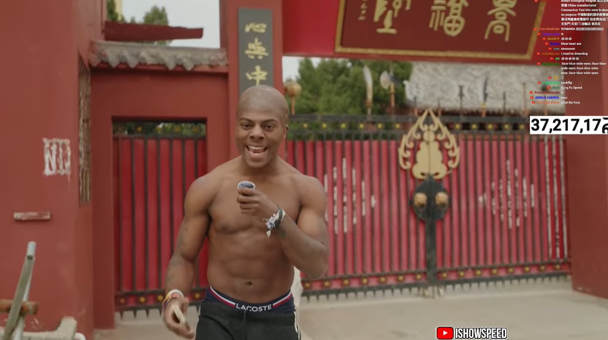  光頭造型！Speed中國行來到鄭州少林寺，上香拜佛學(xué)功夫